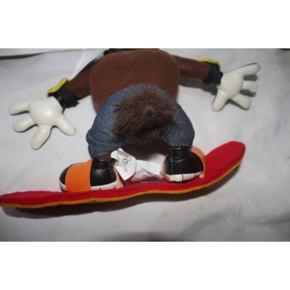 COPY - Looney Tunes DISNEY TASMANIAN Devil Plush Doll on Skateboard Snowboard 8… - Picture 4 of 6